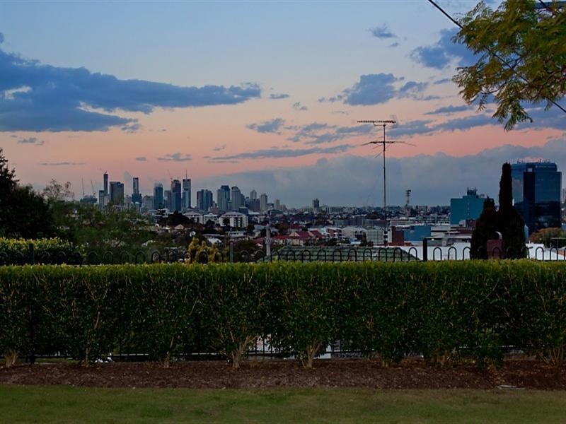 16/16 Dovercourt Road, Toowong QLD 4066