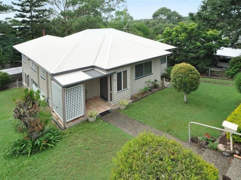 90 Davies Road, Ashgrove QLD 4060