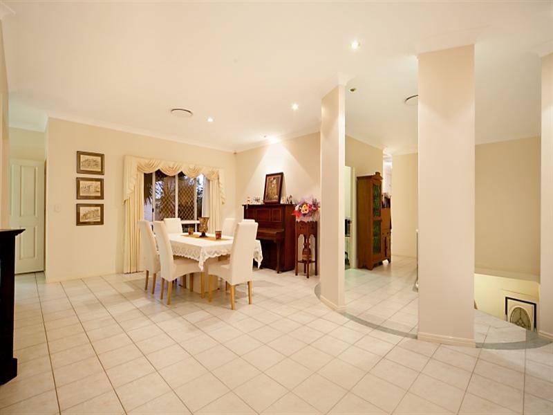 27 Constellation Crescent, Bridgeman Downs QLD 4035