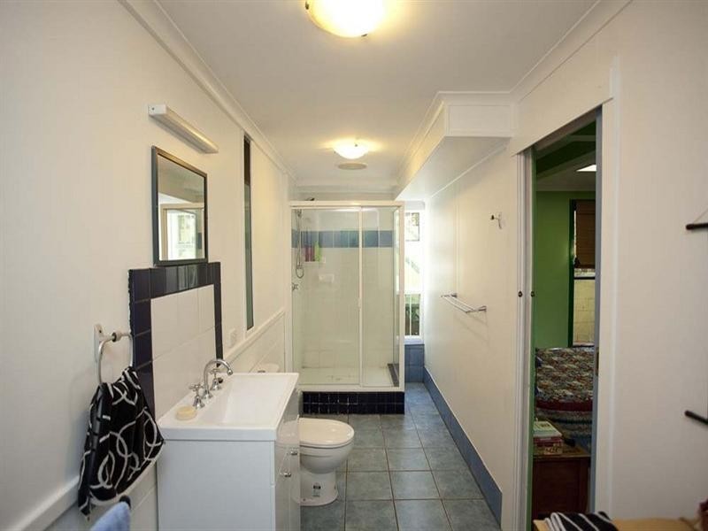 8 Gulliver Street, Paddington QLD 4064