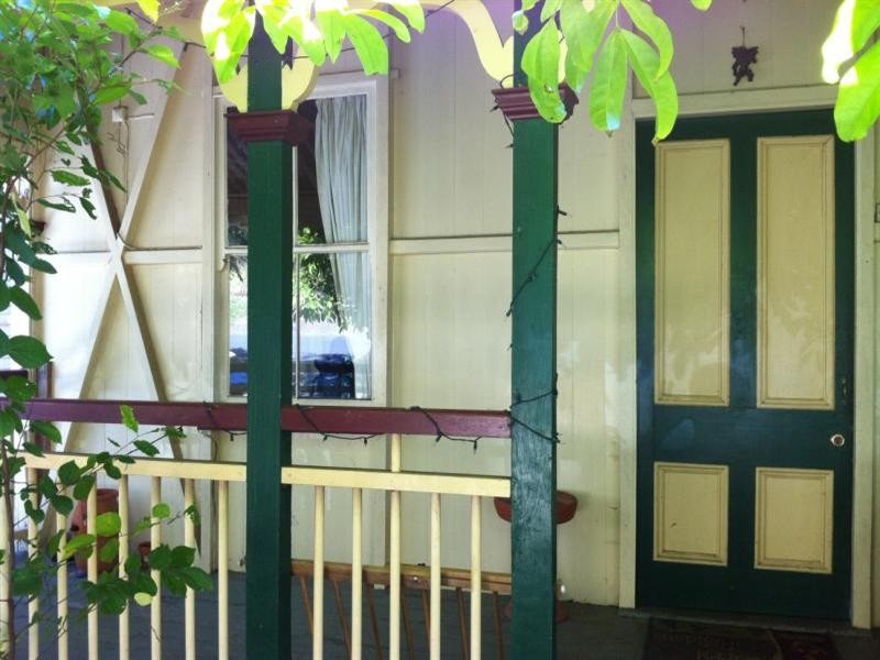 27 Agnes Street, Auchenflower QLD 4066