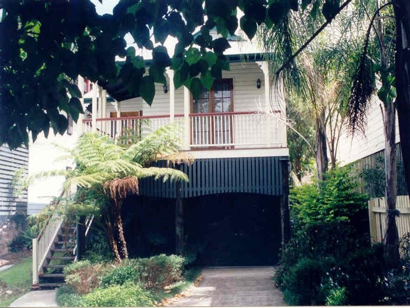 19 Mannion Street, Red Hill QLD 4059