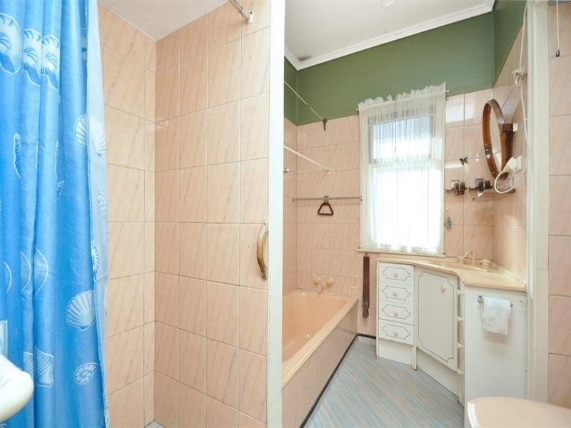 20 Smeaton Street, Coorparoo QLD 4151