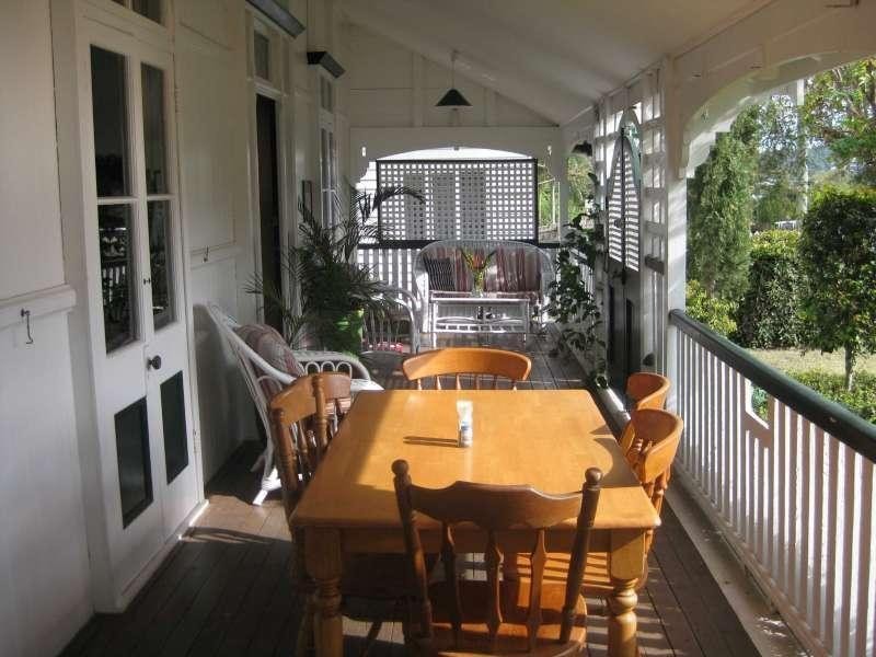 54 Coopers Camp Road, Bardon QLD 4065