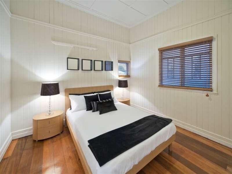 1/13 Thurlow Street, Newmarket QLD 4051