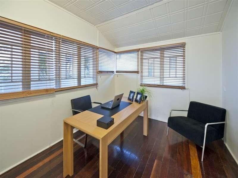 1/13 Thurlow Street, Newmarket QLD 4051