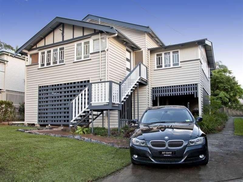 2/13 Thurlow Street, Newmarket QLD 4051