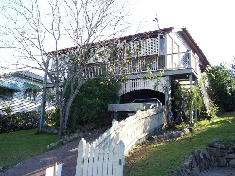 232 Boundary Road, Bardon QLD 4065