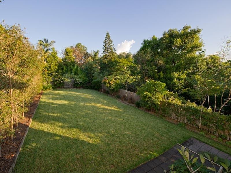 37 Haughton Street, Red Hill QLD 4059