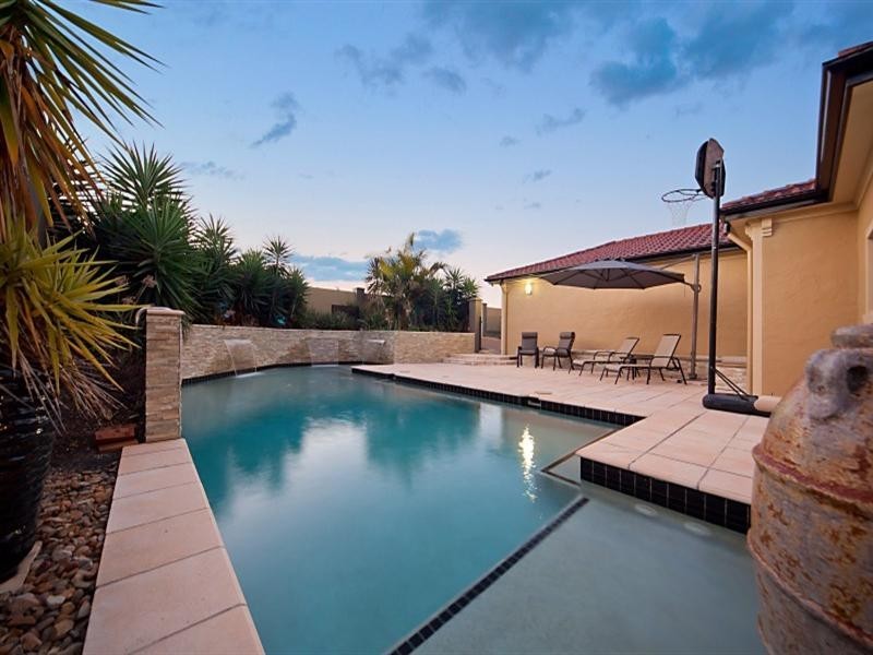 155 Streisand Drive, Mcdowall QLD 4053