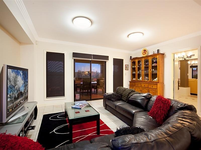 155 Streisand Drive, Mcdowall QLD 4053