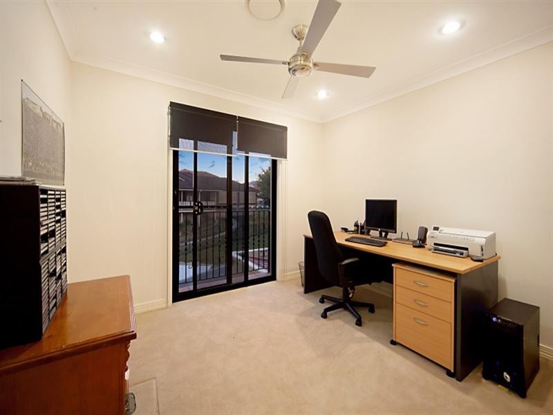 155 Streisand Drive, Mcdowall QLD 4053