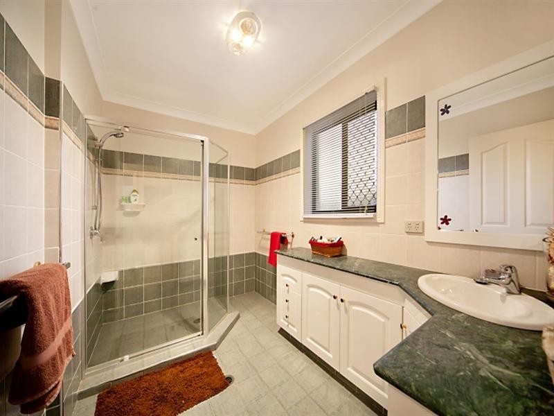 155 Streisand Drive, Mcdowall QLD 4053