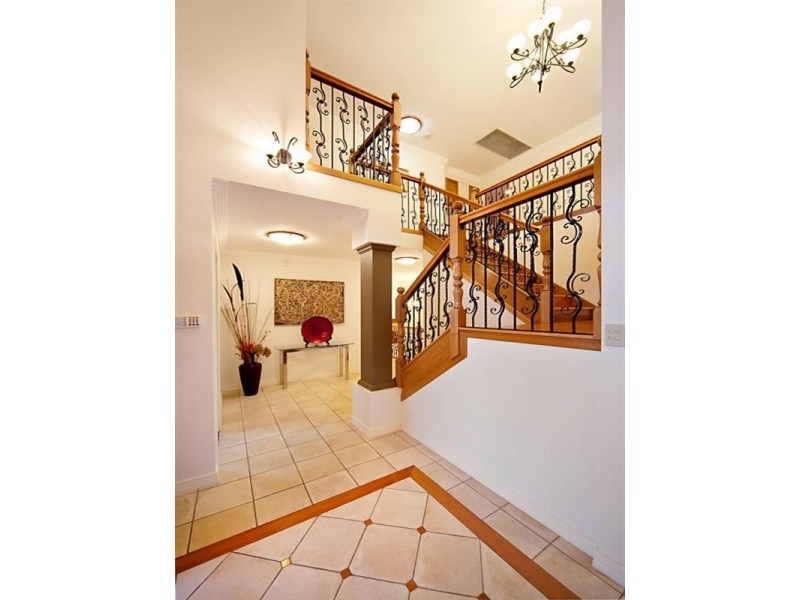 155 Streisand Drive, Mcdowall QLD 4053