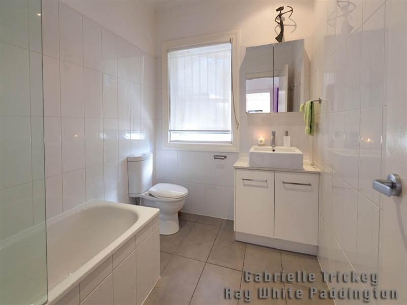 88 Arthur Terrace, Red Hill QLD 4059