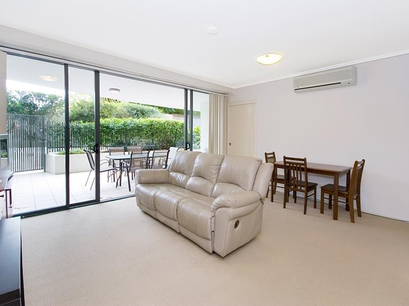 1011/18 Manning Street, Milton QLD 4064