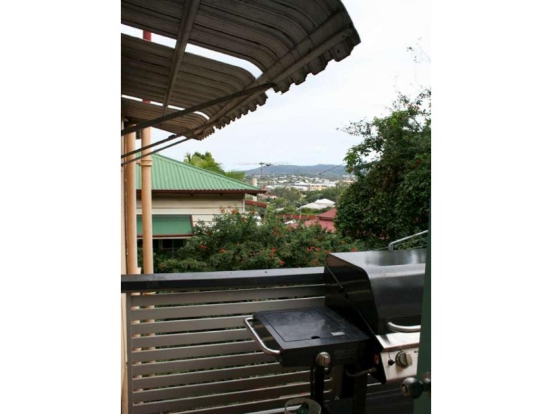 31 Belgrave Street, Brisbane QLD 4000