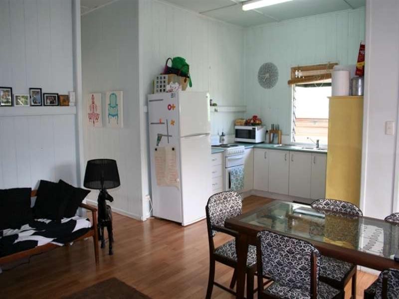 31 Belgrave Street, Brisbane QLD 4000