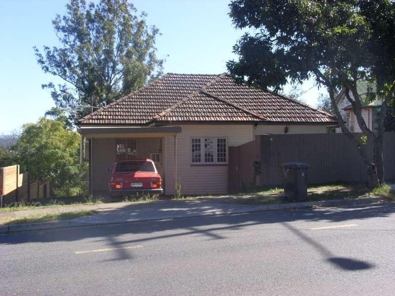 21 Simpsons Road, Bardon QLD 4065