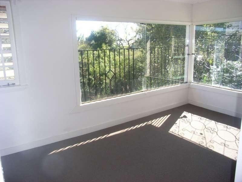 21 Simpsons Road, Bardon QLD 4065