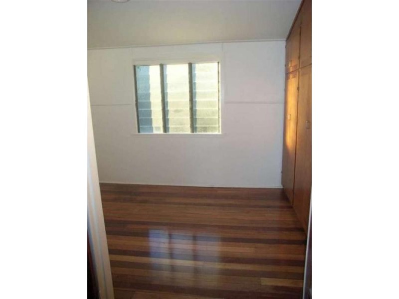 11 Primrose Street, Red Hill QLD 4059