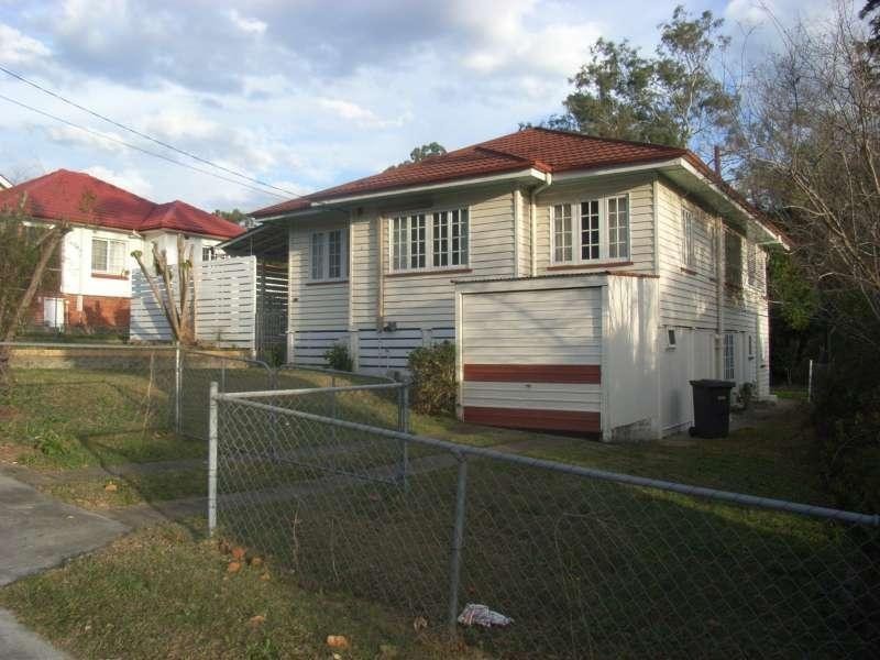 556 Waterworks Road, Ashgrove QLD 4060