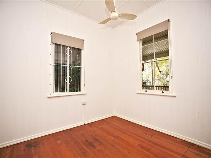 15 Kent Street, Red Hill QLD 4059