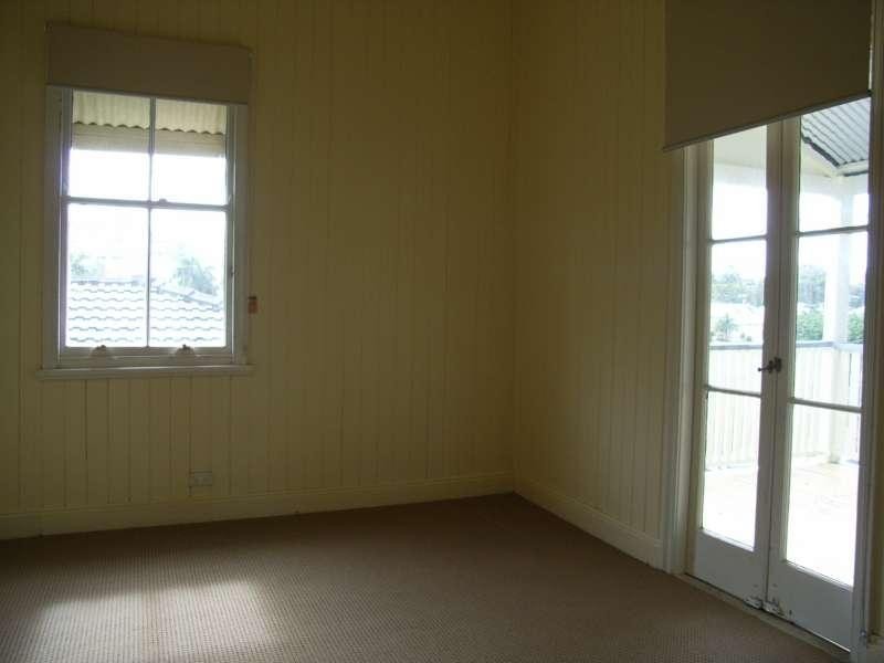 10 Bernhard Street, Paddington QLD 4064