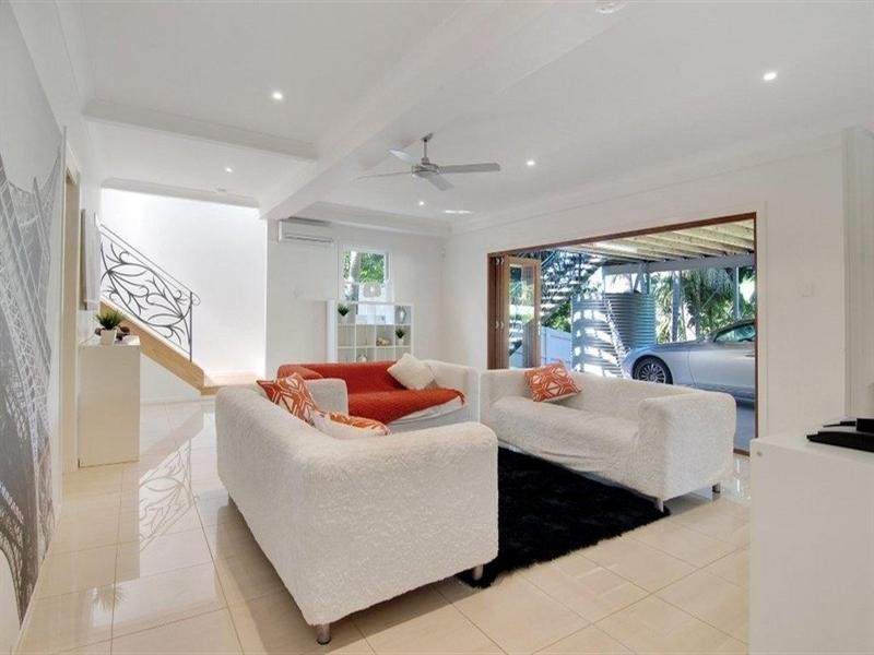 7 Crescent Road, Kelvin Grove QLD 4059