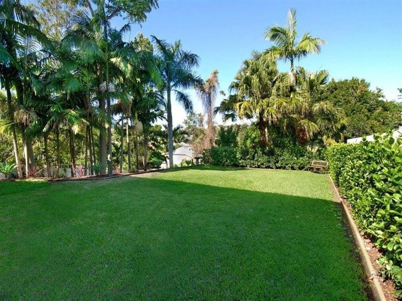 7 Crescent Road, Kelvin Grove QLD 4059