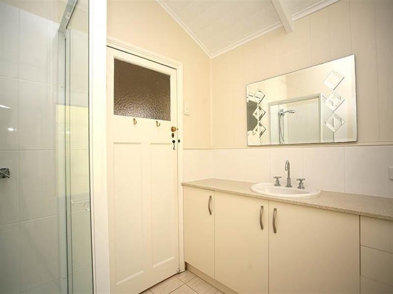 32 Charlotte Street, Paddington QLD 4064