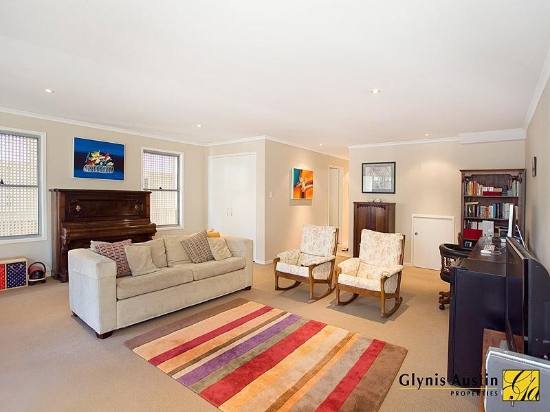 25 Bangalla Street, Auchenflower QLD 4066