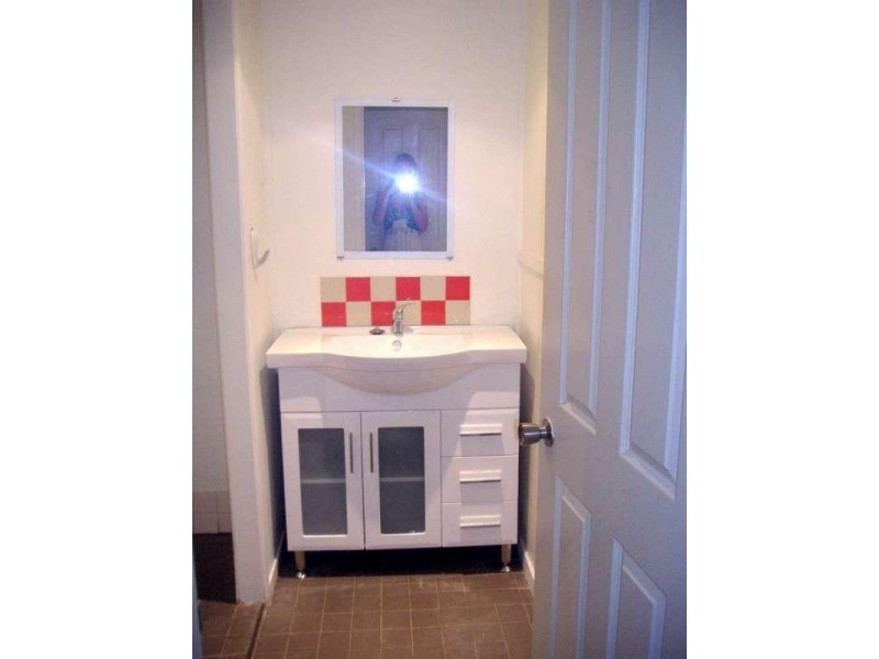 7 Cross Street, Red Hill QLD 4059