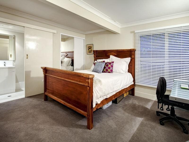 139 Oxlade Drive, New Farm QLD 4005