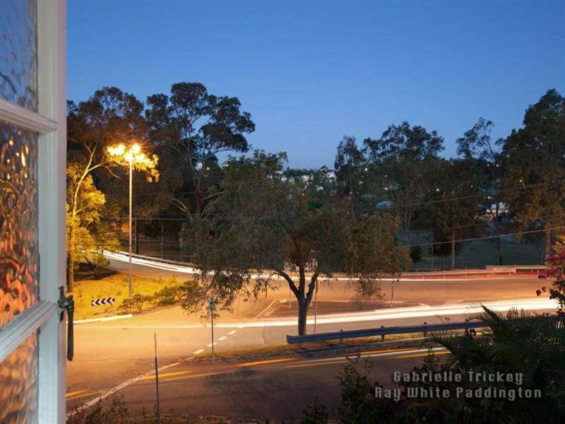 242 Boundary Road, Bardon QLD 4065