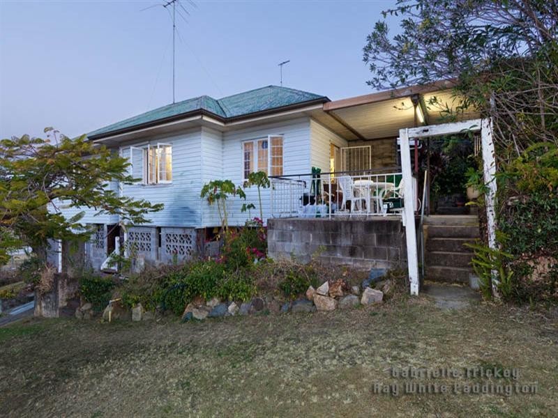 242 Boundary Road, Bardon QLD 4065