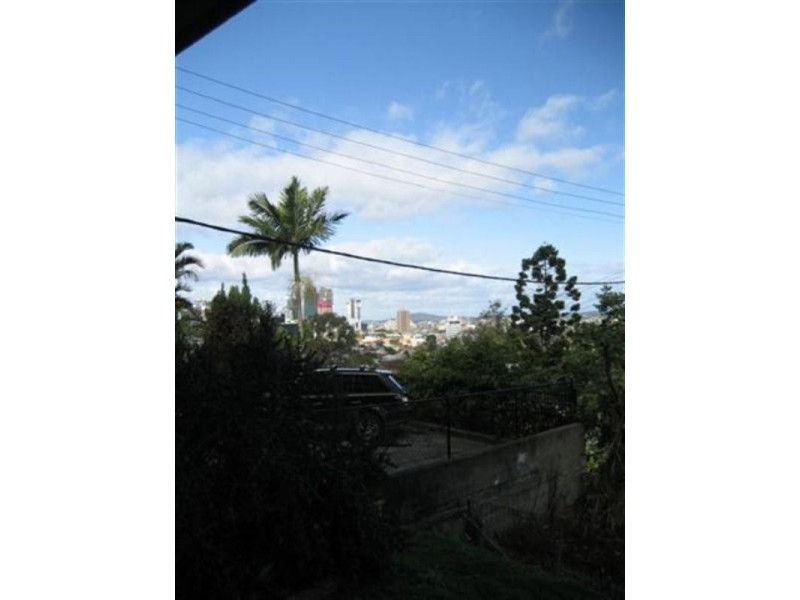 2/106-108 Musgrave Road, Red Hill QLD 4059