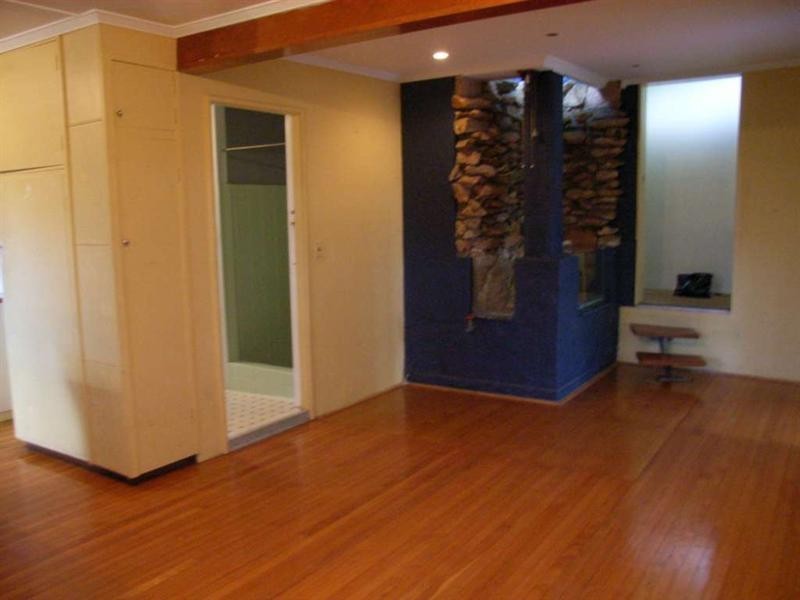 2/422 WATERWORKS Road, Ashgrove QLD 4060