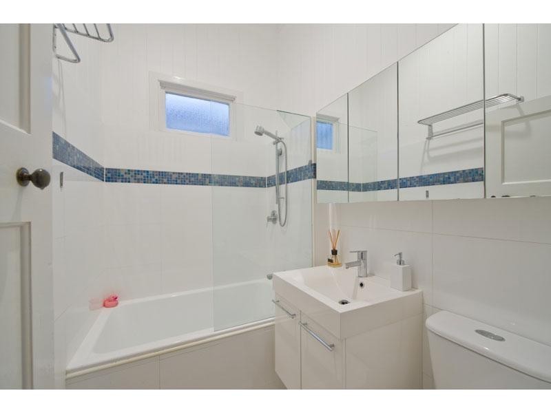 39 Lintern Street, Red Hill QLD 4059