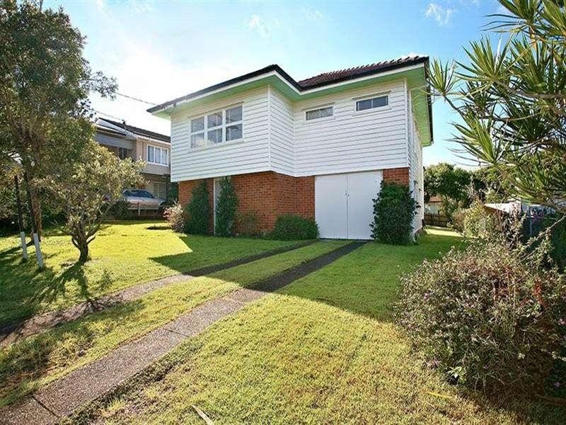 19 Noeline Street, Ashgrove QLD 4060