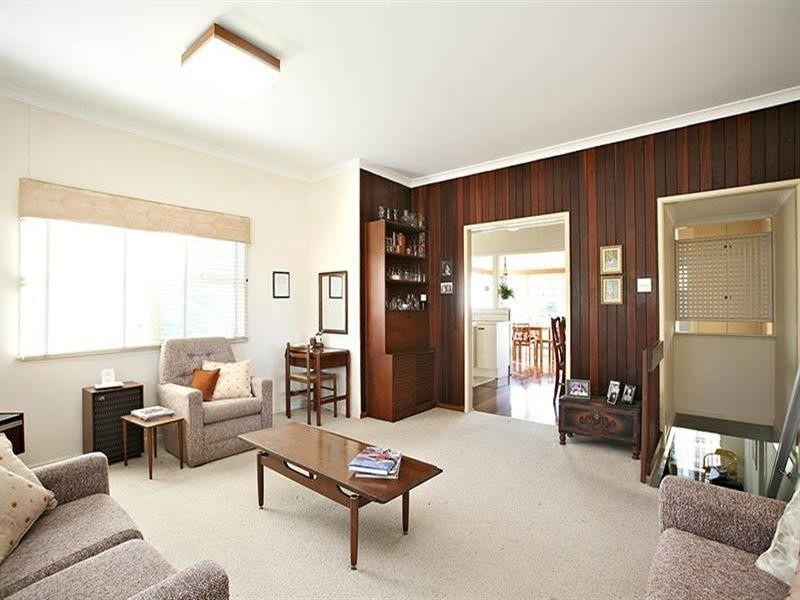 19 Noeline Street, Ashgrove QLD 4060