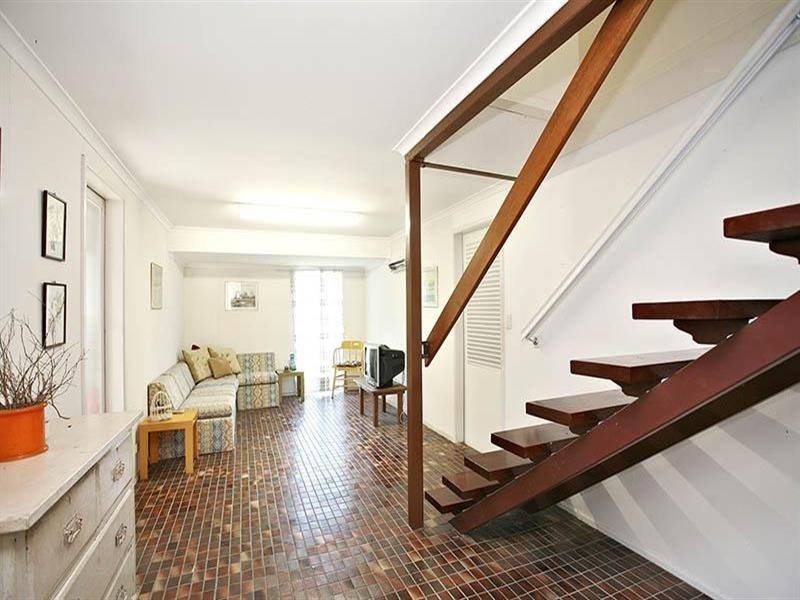 19 Noeline Street, Ashgrove QLD 4060