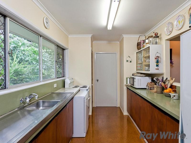 17 Hall Street, Alderley QLD 4051