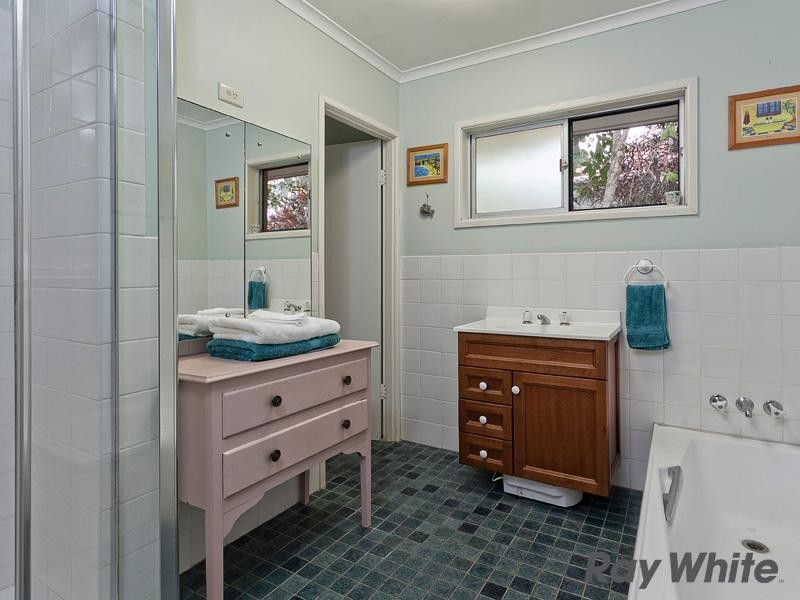 17 Hall Street, Alderley QLD 4051