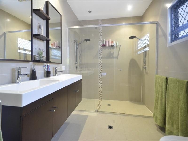 56 Lizzie Street, Bardon QLD 4065