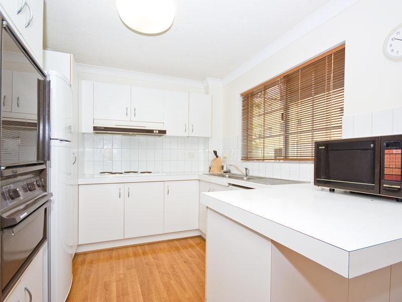 17/64-68 Herston Road, Kelvin Grove QLD 4059