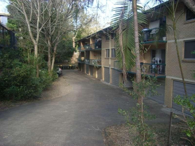 4/82 Miskin Street, Toowong QLD 4066