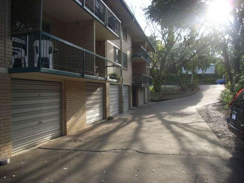4/82 Miskin Street, Toowong QLD 4066
