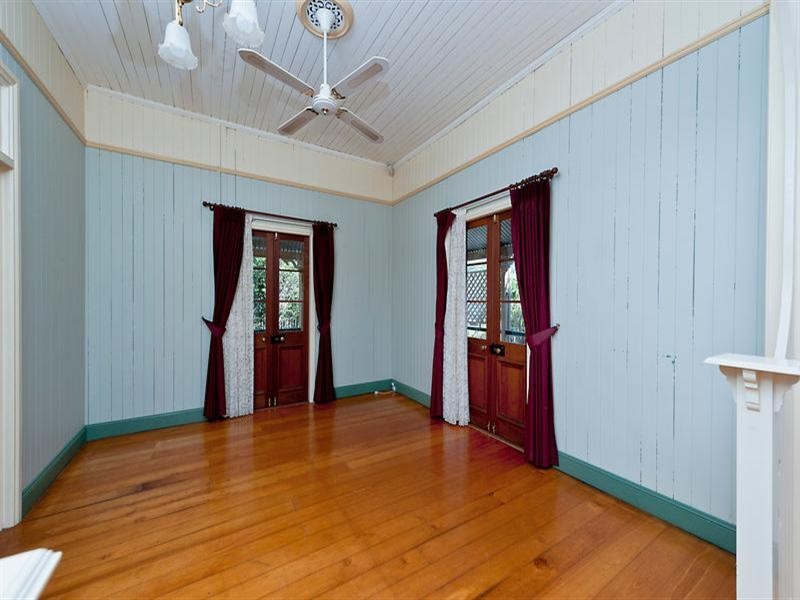 11 Glenrosa Road, Red Hill QLD 4059