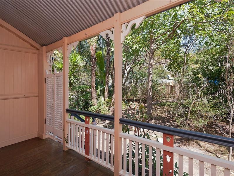 11 Glenrosa Road, Red Hill QLD 4059